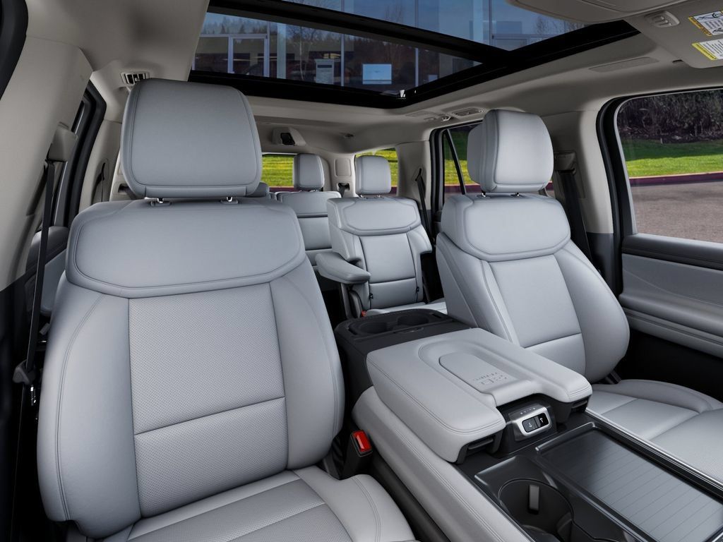 New 2027 Ford Expedition Platinum AWD/4WD image 10
