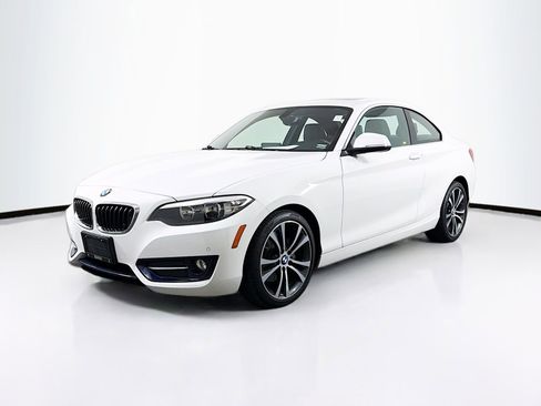 Used 2017 BMW 230i Coupe RWD image 3