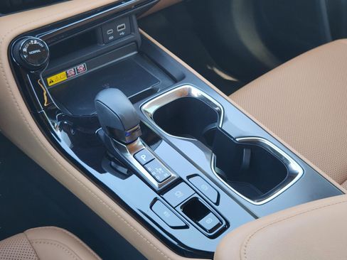 Used 2025 Lexus NX 250 FWD w/ Accessory Package (2T) image 28