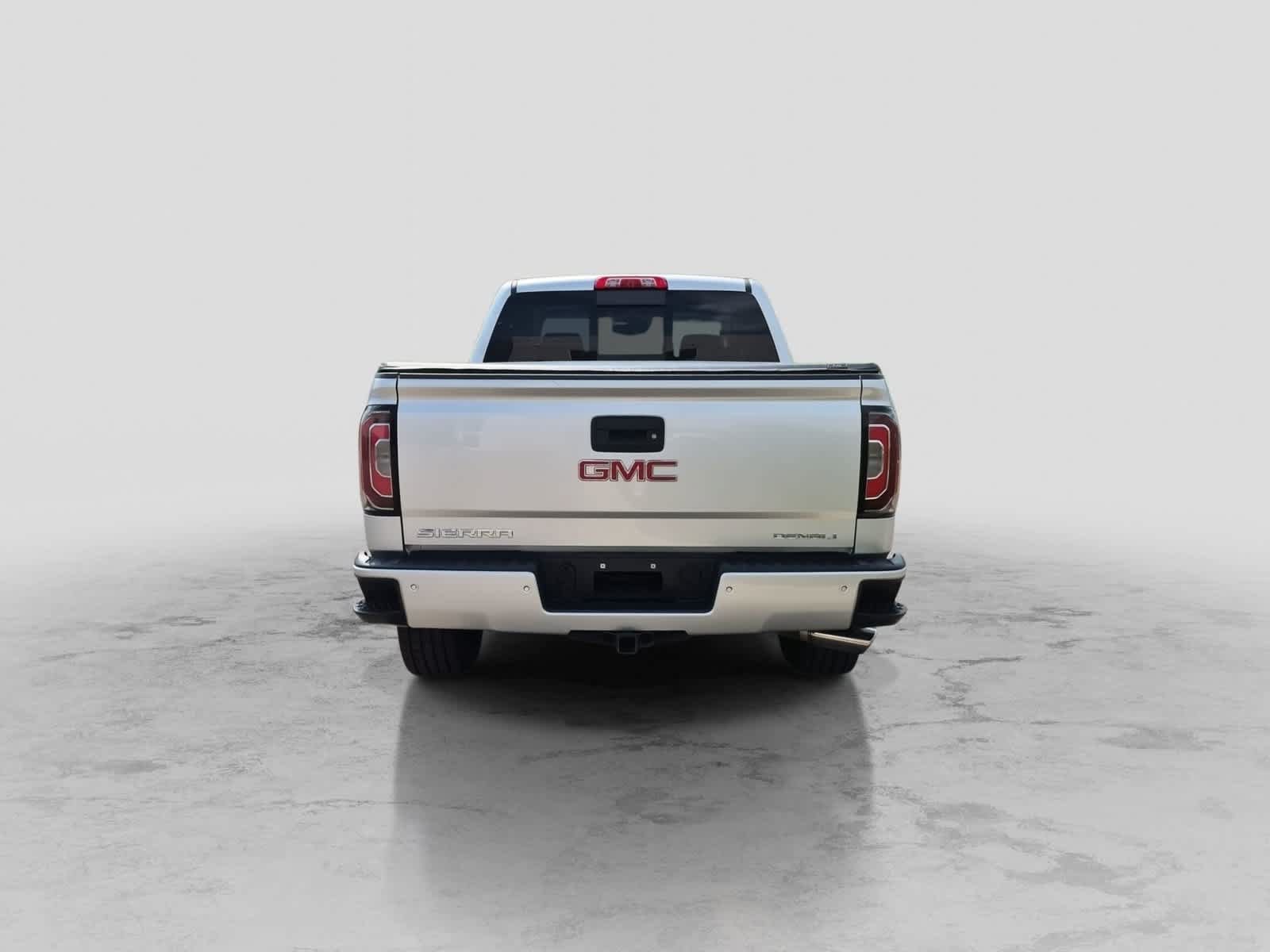 Used 2018 GMC Sierra 1500 Denali w/ Denali Ultimate Package AWD/4WD image 7