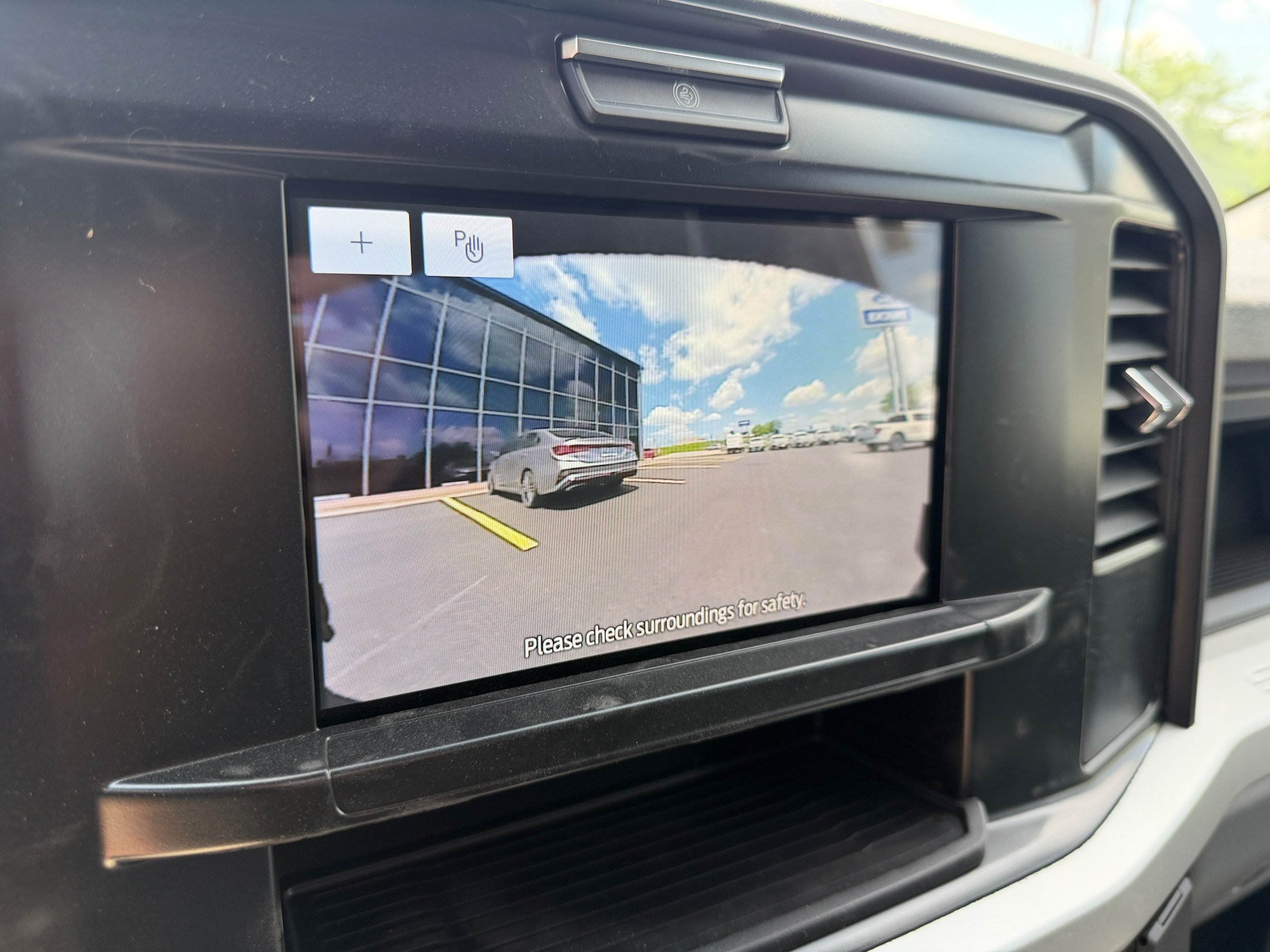 New 2026 Ford F550 4x4 Supercab Super Duty w/ XLT Value Package image 8