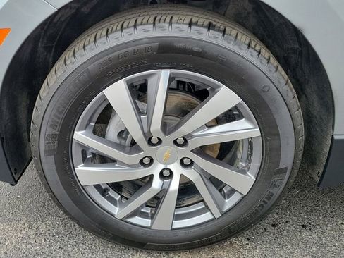 Certified 2023 Chevrolet Equinox LT FWD image 9