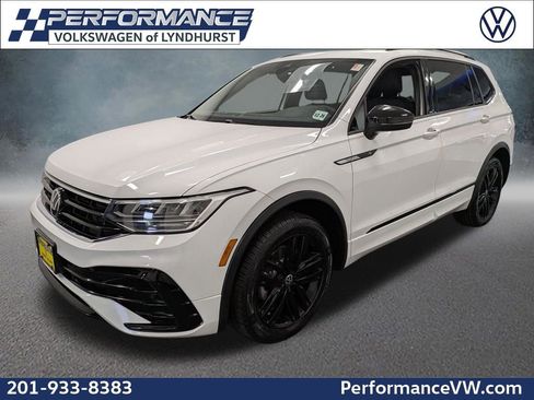 Used 2022 Volkswagen Tiguan SE R-Line AWD/4WD image 1