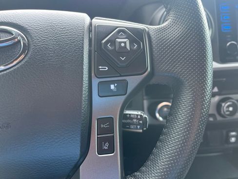 Used 2019 Toyota Tacoma TRD Sport AWD/4WD image 26