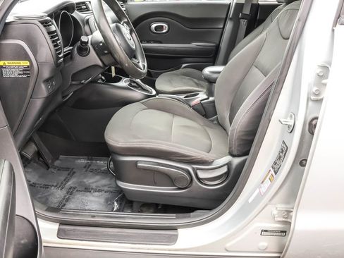 Used 2017 Kia Soul image 14