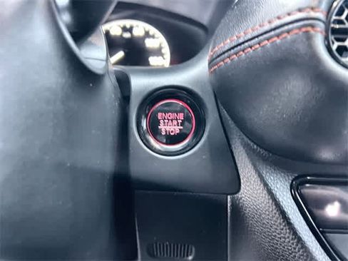 Certified 2025 Honda HR-V Sport image 28