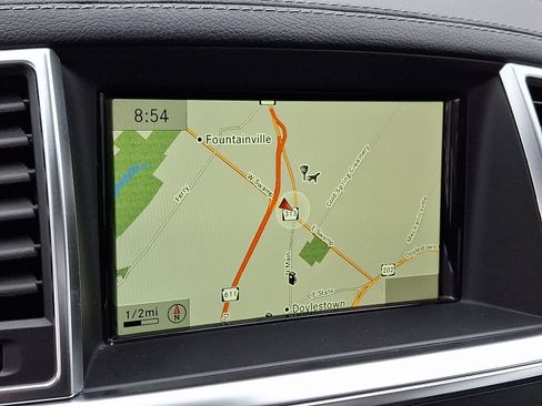 Used 2014 Mercedes-Benz GL 550 4MATIC image 18