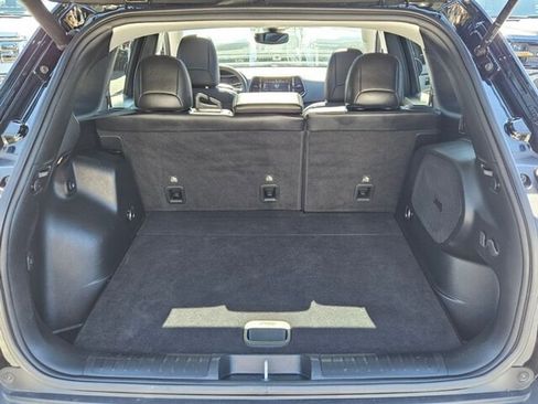 Used 2022 Jeep Cherokee Limited image 16