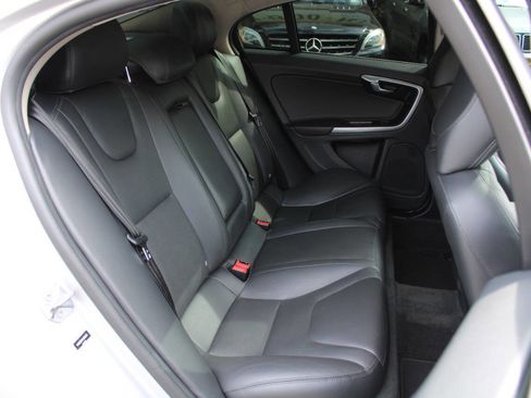 Used 2015 Volvo S60 T5 Premier image 29