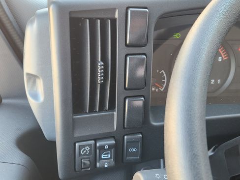 New 2024 Chevrolet Low Cab Forward image 24