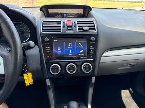 Used 2017 Subaru Forester 2.5i Premium AWD/4WD image 26