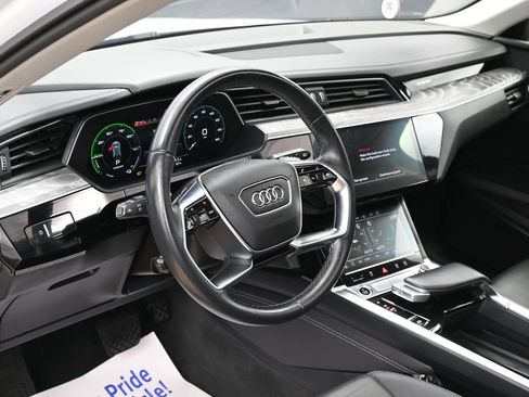 Used 2024 Audi Q8 e-tron Premium Plus w/ Premium Plus Package AWD/4WD image 19