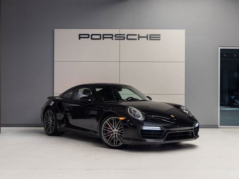 Certified 2019 Porsche 911 Turbo image 9