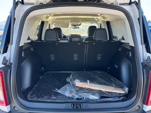 New 2025 Ford Bronco Sport Big Bend w/ Black Appearance Package image 10