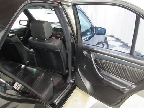 Used 1999 Mercedes-Benz C 280 Sedan image 43