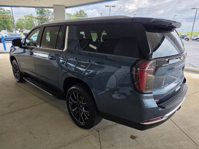 Used 2025 Chevrolet Suburban LS AWD/4WD image 19