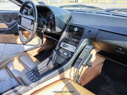 Used 1989 Porsche 928 S4 image 36