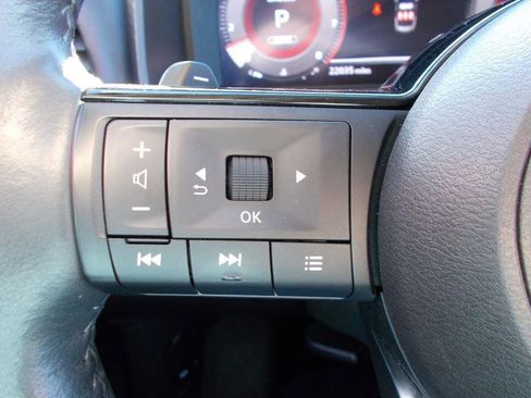 Used 2023 Nissan Rogue Platinum w/ Platinum Premium Package image 21