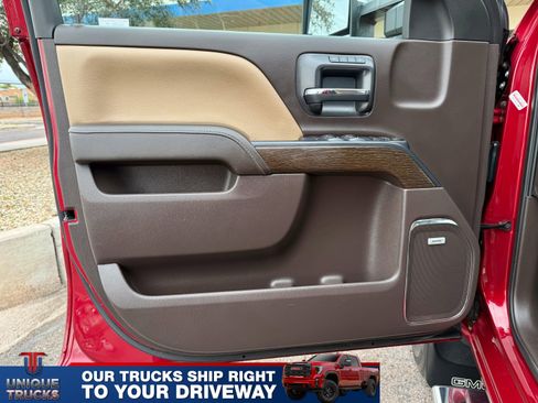 Used 2019 GMC Sierra 2500 Denali w/ Duramax Plus Package image 17