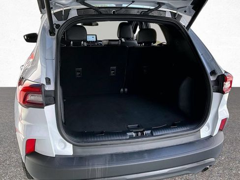 Used 2025 Ford Escape ST-Line Select AWD/4WD image 25