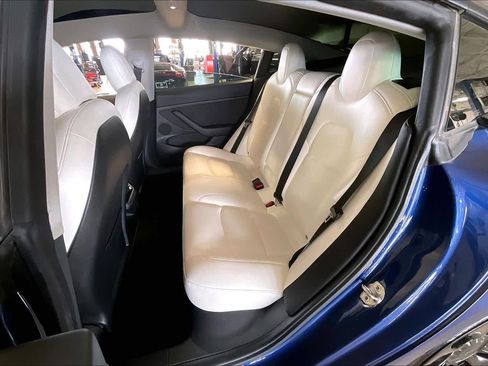 Used 2021 Tesla Model 3 Performance image 18