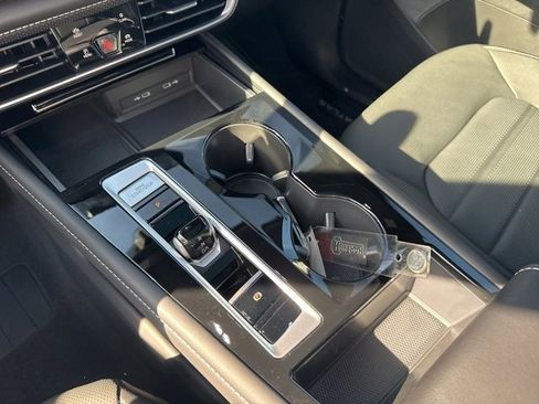 Used 2024 Volkswagen Atlas Cross Sport SEL R-Line image 23