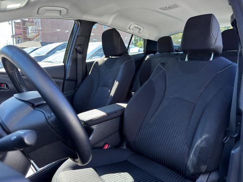 Used 2021 Toyota Prius Prime LE image 17