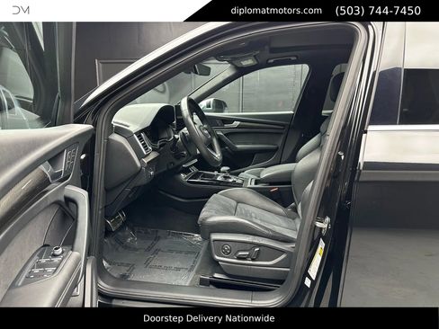 Used 2022 Audi SQ5 Premium Plus w/ Premium Plus Package image 26