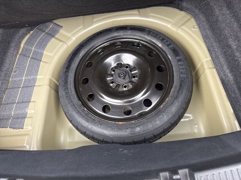 Used 2018 Ford Taurus SE image 41