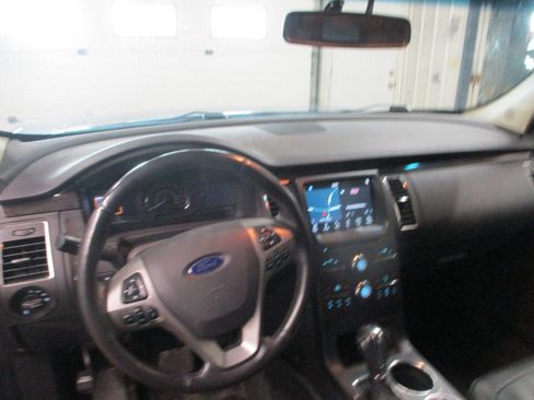 Used 2016 Ford Flex SEL w/ Equipment Group 202A AWD/4WD image 8