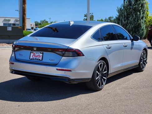 Used 2024 Honda Accord Touring image 3