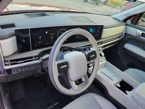 Used 2025 Hyundai Santa Fe Calligraphy image 18