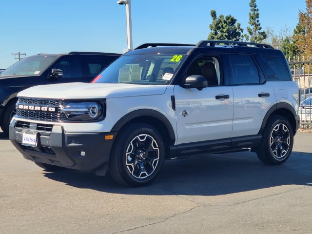 Used 2026 Ford Bronco Sport Outer Banks w/ Outer Banks Tech Package+ AWD/4WD image 2