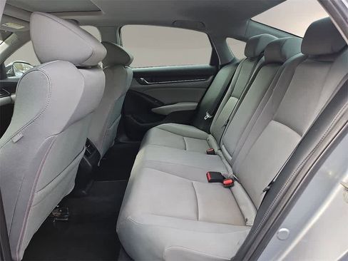 Used 2019 Honda Accord EX image 8
