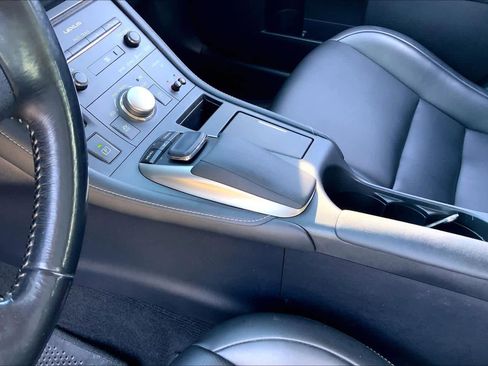 Used 2015 Lexus CT 200h Hybrid image 15