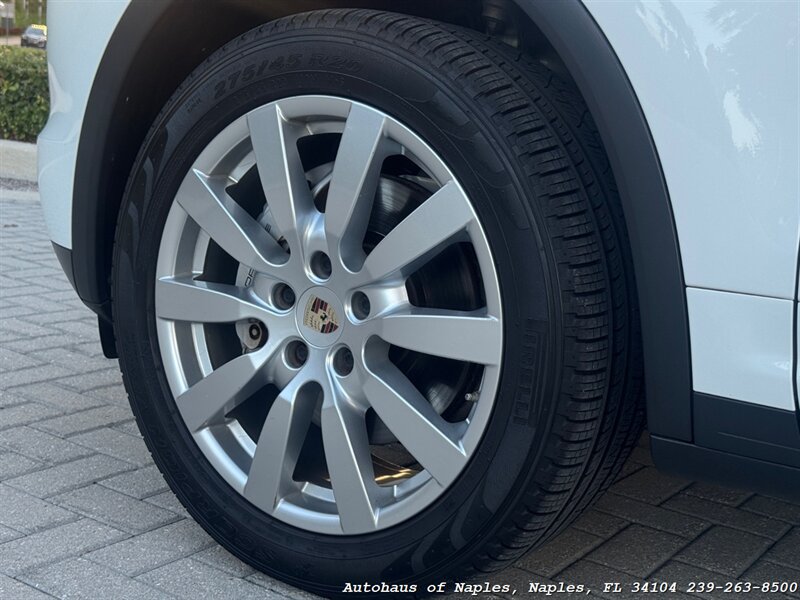 Used 2013 Porsche Cayenne S AWD/4WD image 19