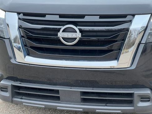 Used 2024 Nissan Pathfinder SV AWD/4WD image 37