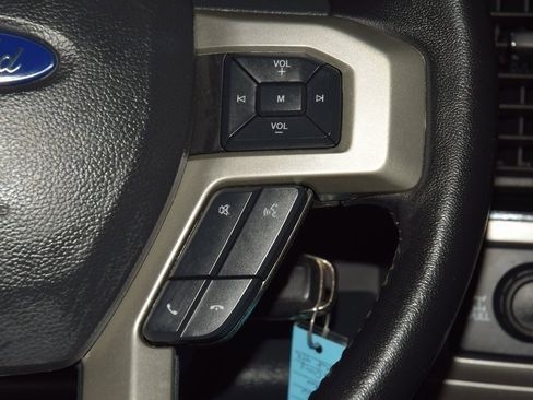 Used 2022 Ford F250 Lariat image 35