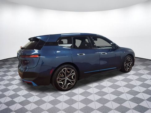 Certified 2023 BMW iX xDrive50 w/ Premium Package image 7