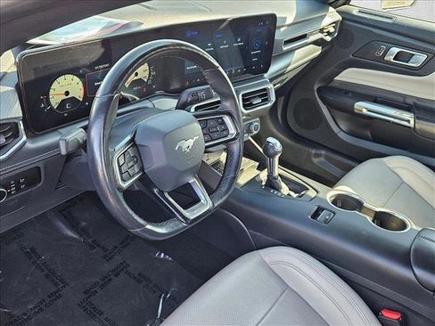 Used 2024 Ford Mustang Premium image 10