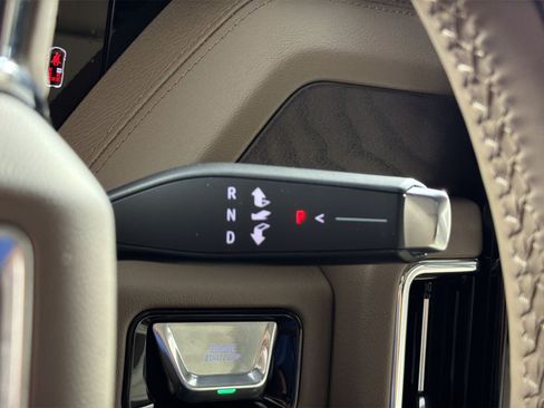 New 2026 GMC Yukon XL Denali w/ Denali Reserve Package AWD/4WD image 22