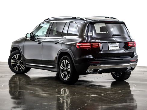 New 2026 Mercedes-Benz GLB 250 image 12