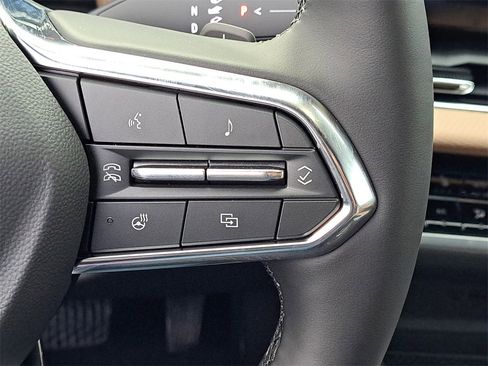 New 2026 Chevrolet Equinox ACTIV w/ Convenience Package III image 10