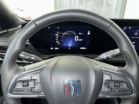 Used 2024 Buick Envista Sport Touring w/ Convenience I Package image 8