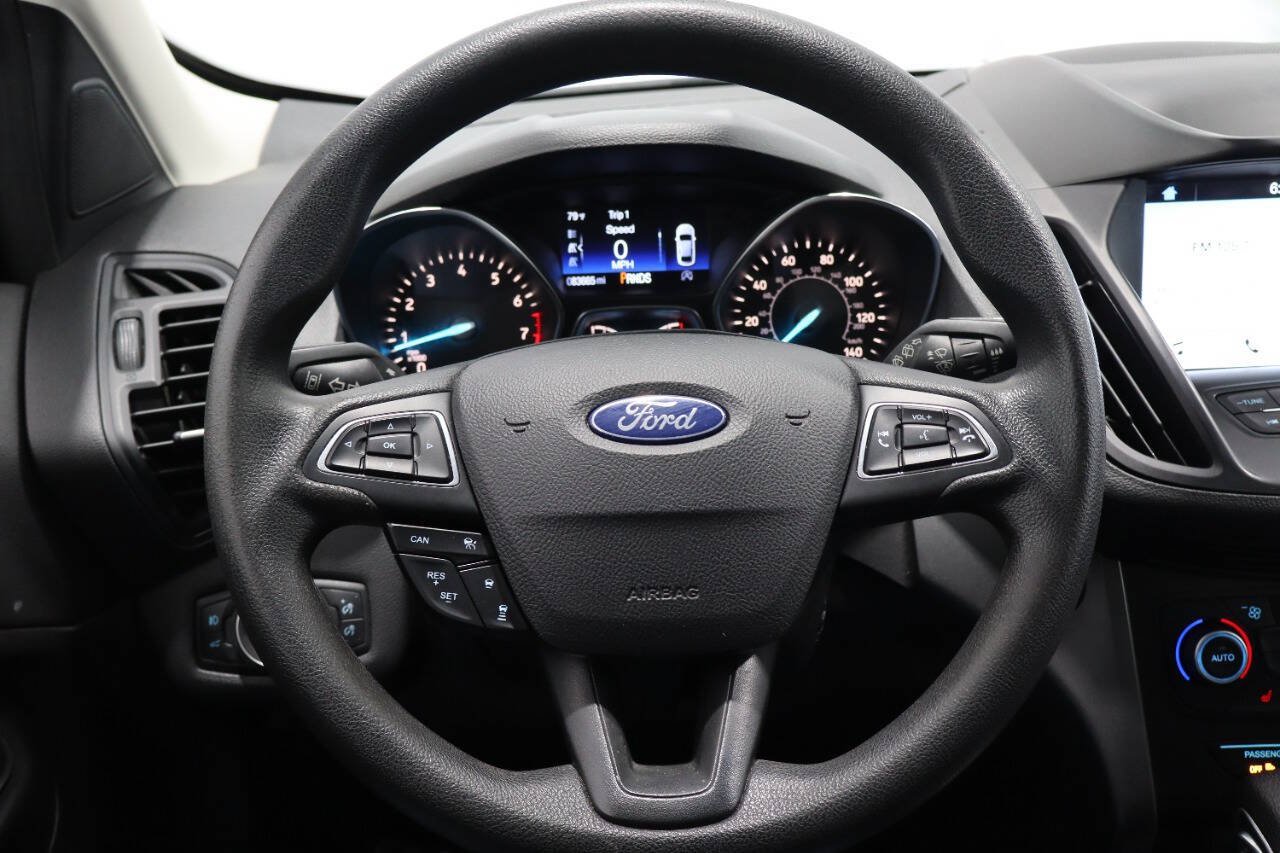 Used 2019 Ford Escape SE FWD image 16