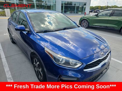 Used 2021 Kia Forte LXS FWD image 2