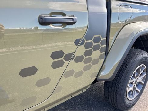 New 2026 Jeep Gladiator Sport image 11