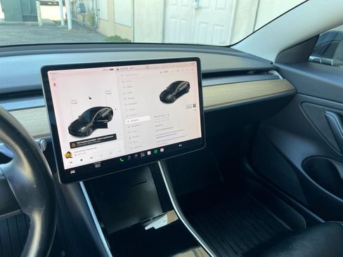 Used 2019 Tesla Model 3 Long Range AWD/4WD image 29