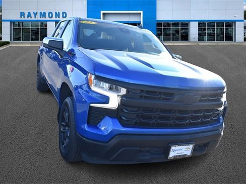 Certified 2022 Chevrolet Silverado 1500 LT w/ Z71 Off-Road Package image 9