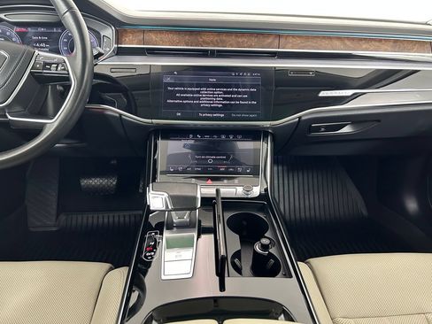 Used 2024 Audi A8 L 3.0T AWD/4WD image 19